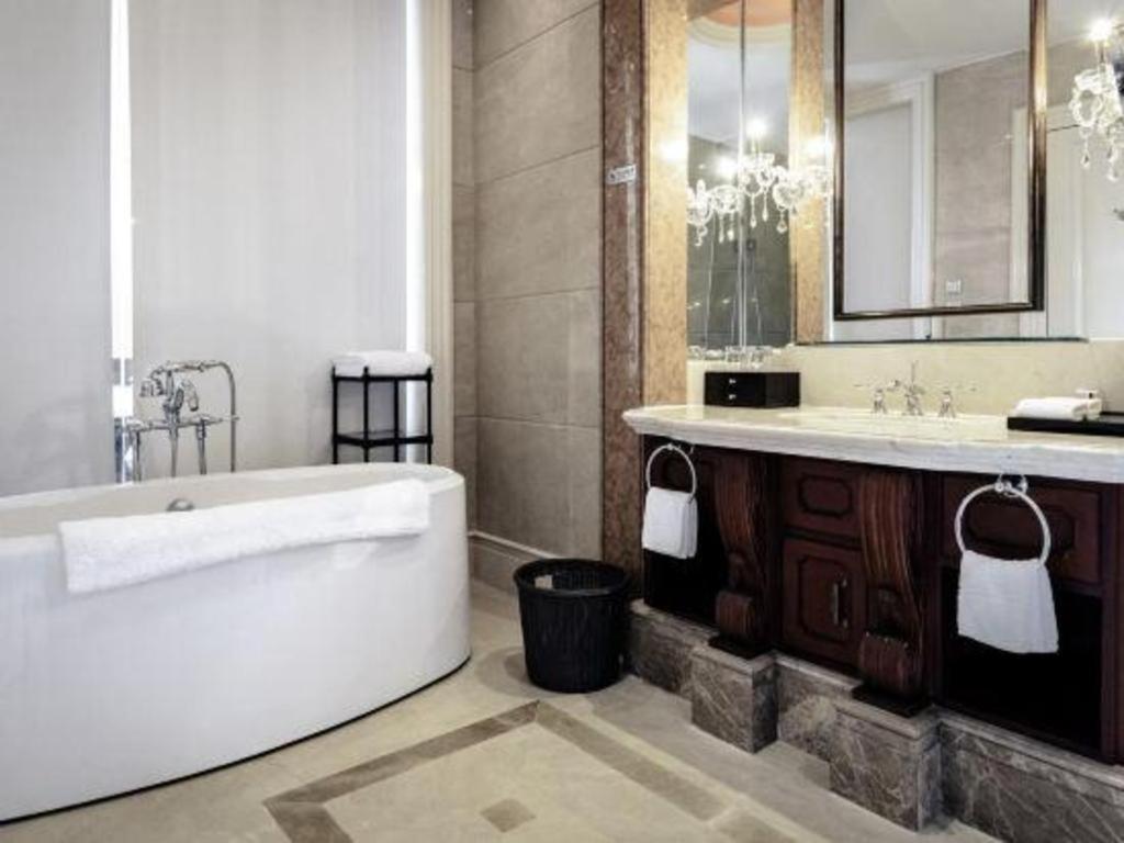 Dragon Lake Princess Hotel Guangzhou Bagian luar foto