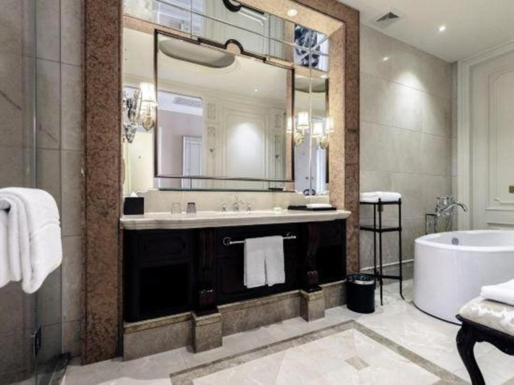 Dragon Lake Princess Hotel Guangzhou Bagian luar foto